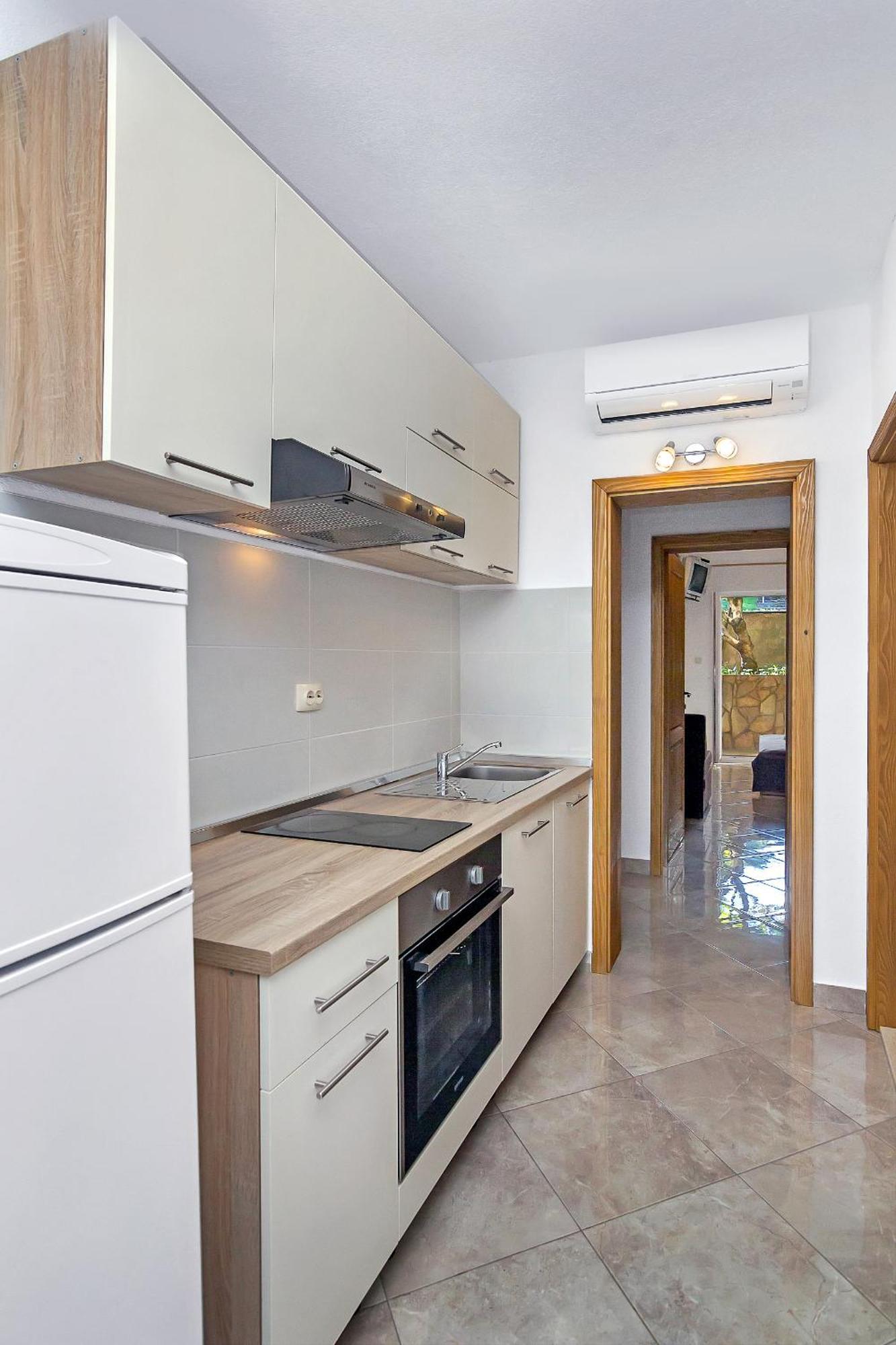 Apartmani Nikola Zastražišće Екстериор снимка